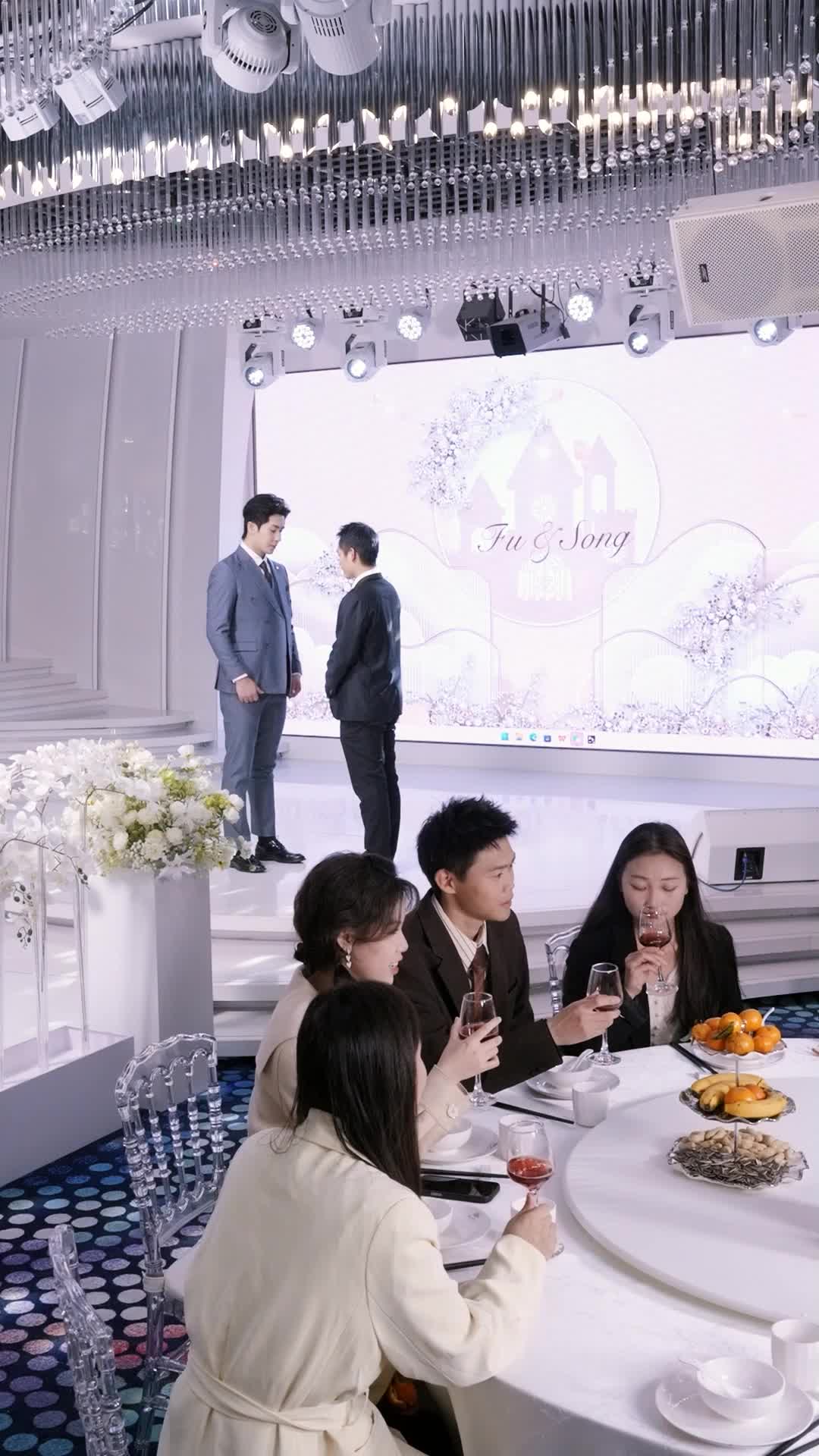 الحلقة 37 - تزوجنا لخمس سنوات! سئمت من حبي